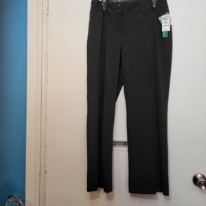 ALFANI SLACKS 8 SHORT BLACK CURVY FIT
